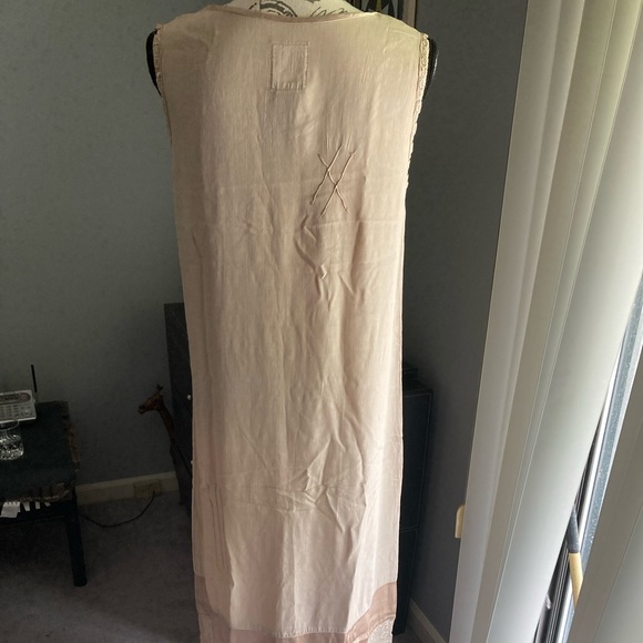 Nooshin femme beige rayon/cotton/linen boutique style dress Size~S. NWOT - Picture 3 of 3